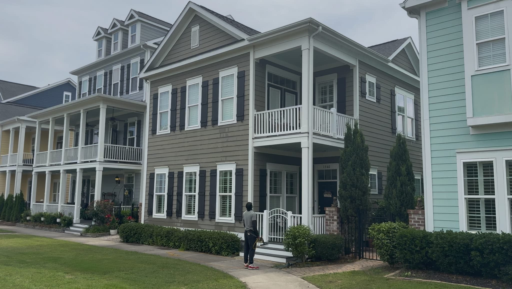 Professional window cleaning in South Carolina